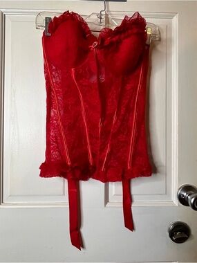 ❌SOLD 
Seven 'til Midnight Red Lace Babydoll Corset L